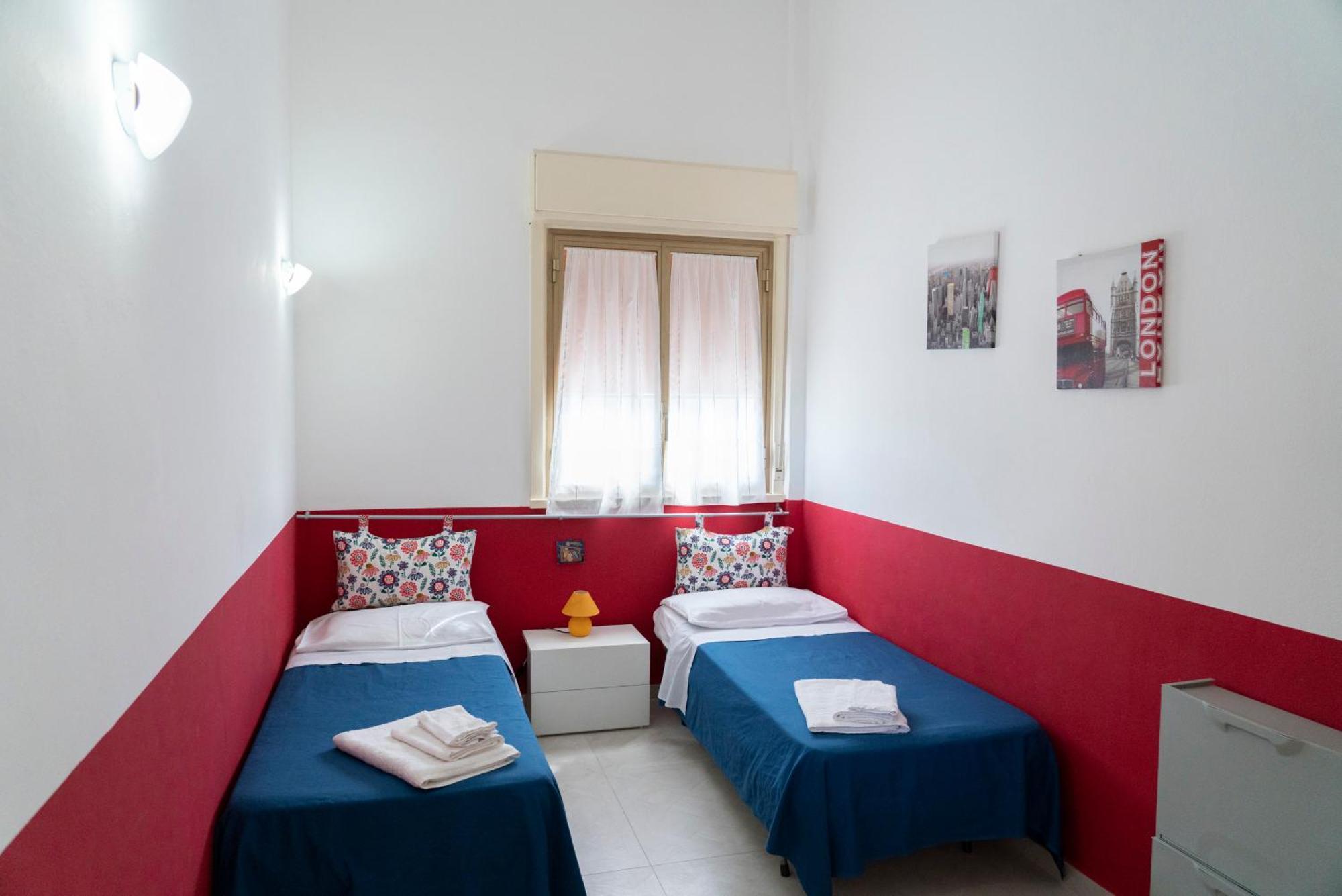 Villa Claudia E Simone Carini Bilik gambar